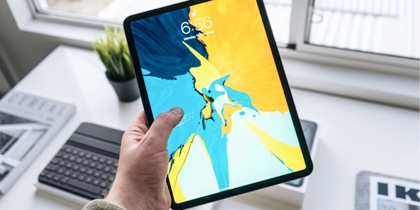 k1电竞平台签约的顶级解说团队与全球赛事合作证书展示